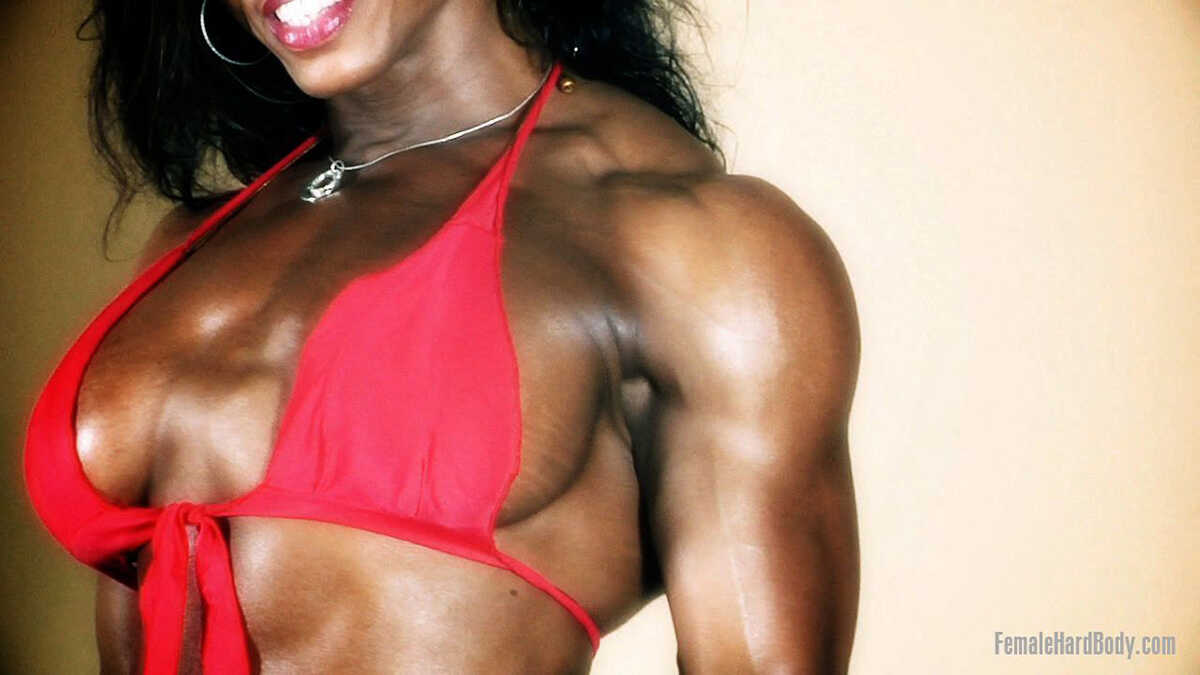 Alexis Ellis The Bodybuilder's Curvy Ebony Booty in Bikini Shorts and High Heels