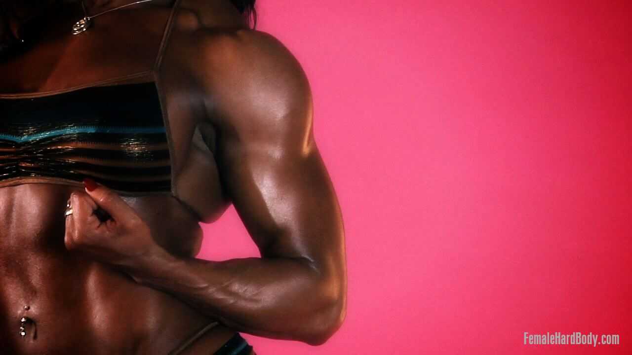 Flexin' and Bare-ing it All: Alexis Ellis' Tight Black Ass