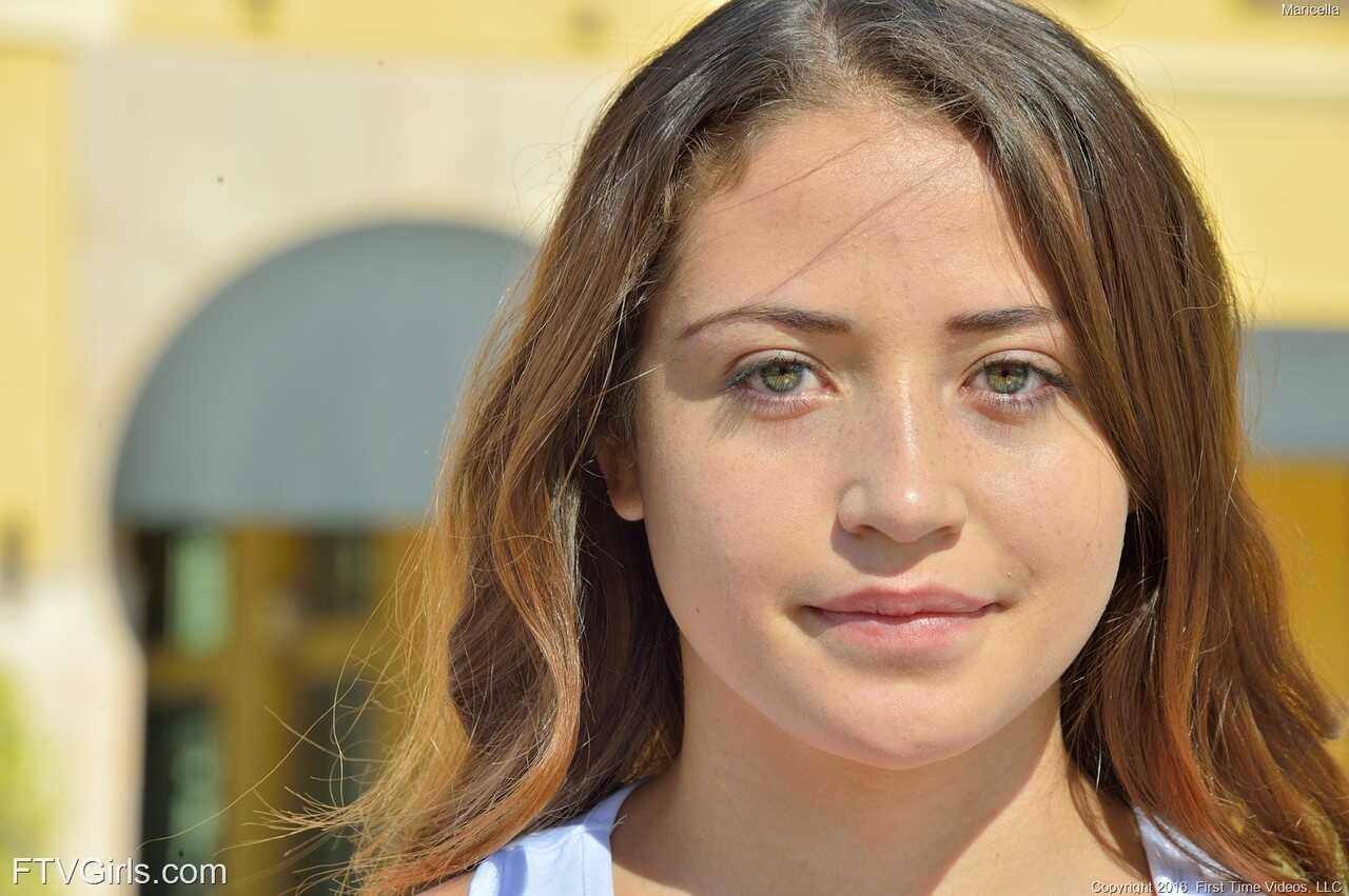 Fresh faced teen Avi Love flashes her bare ass before masturbating in public. - Avi Love