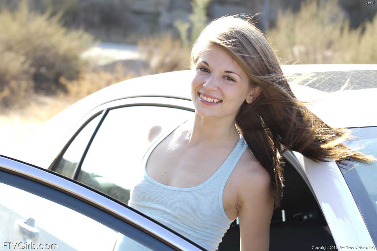 Charming Teen with a Tight Ass Strips in the Woods and Gives an Exhibition of her Skinny Small Tits Sensi Pearl's Car...