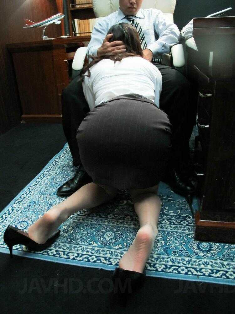 Japanese secretary Ibuki shows off her skilled blowjob skills at her boss's desk, leaving him breathless with pleasur...