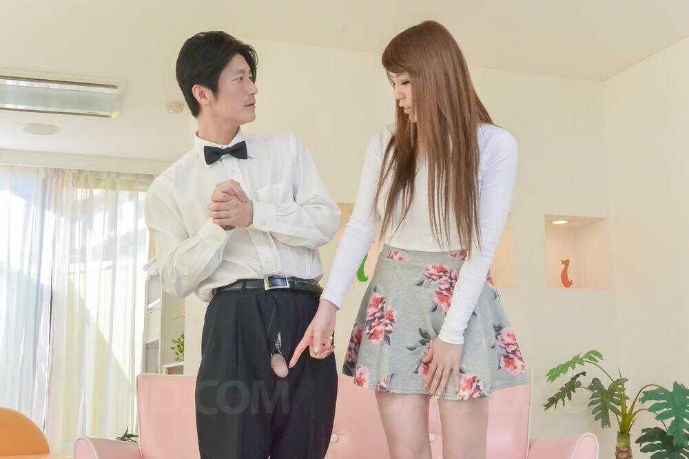 Sexy Maki Koizumi gets wild with her vibrator in a tight Japanese pussy - Maki Koizumi