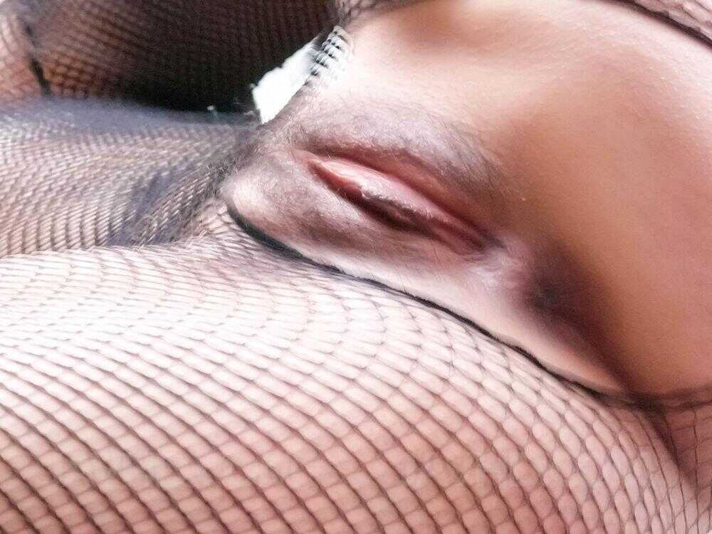 Japanese Lady Ruhime Maiori's Crotchless Pantyhose Pussy Pleasure Party - Ruhime Maiori