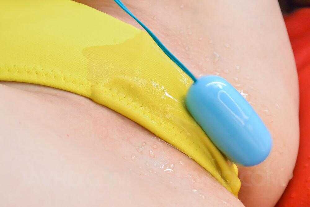 Japanese Schoolgirl Arisa Nakano Gets Tittilatingly Wet with her Toys - Arisa Nakano