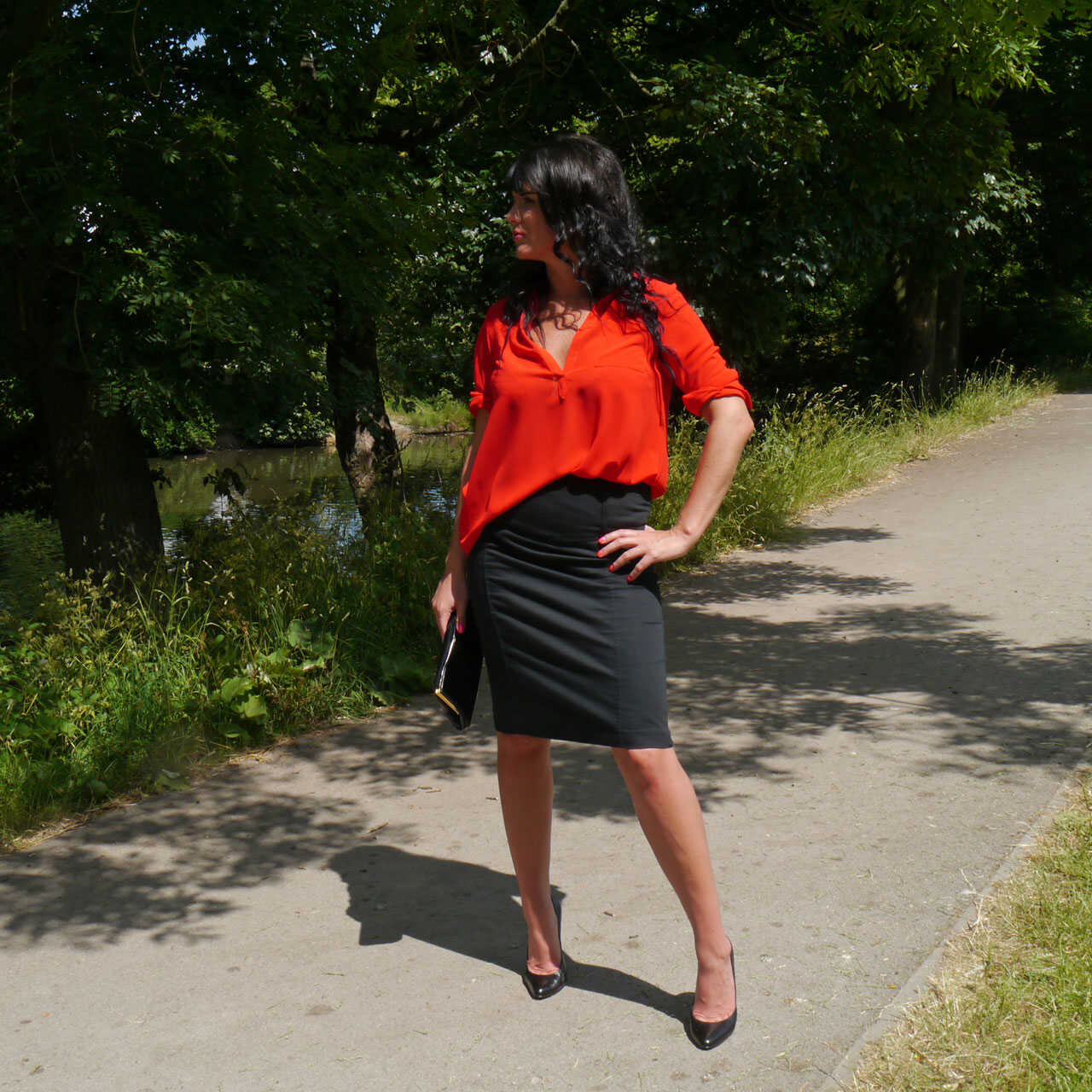 Stiletto-Clad Lady Michelle's Park Walk: Fully Clothed but Ready to Unleash Her Inner Nymphomaniac! - Michelle