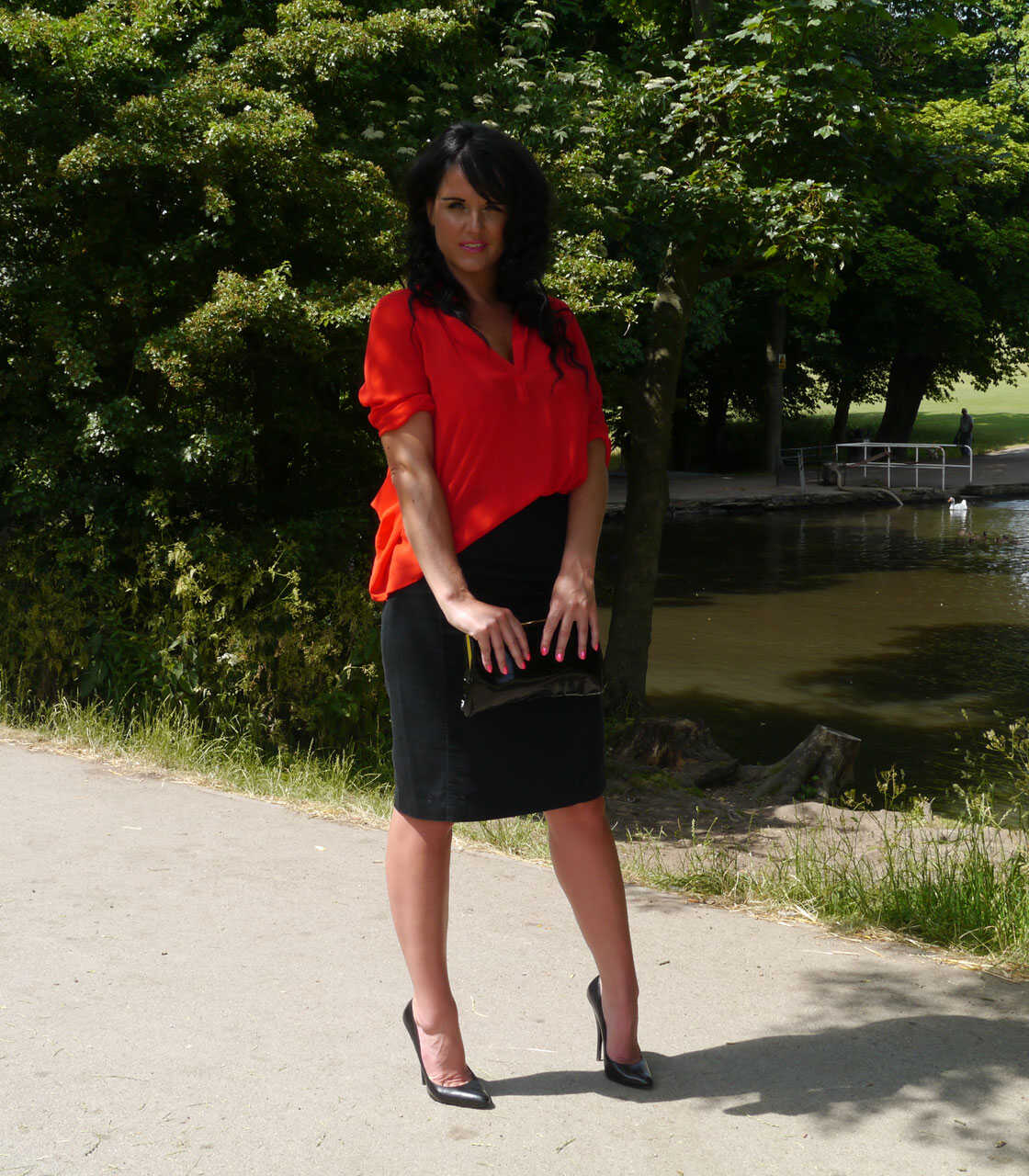 Stiletto-Clad Lady Michelle's Park Walk: Fully Clothed but Ready to Unleash Her Inner Nymphomaniac! - Michelle