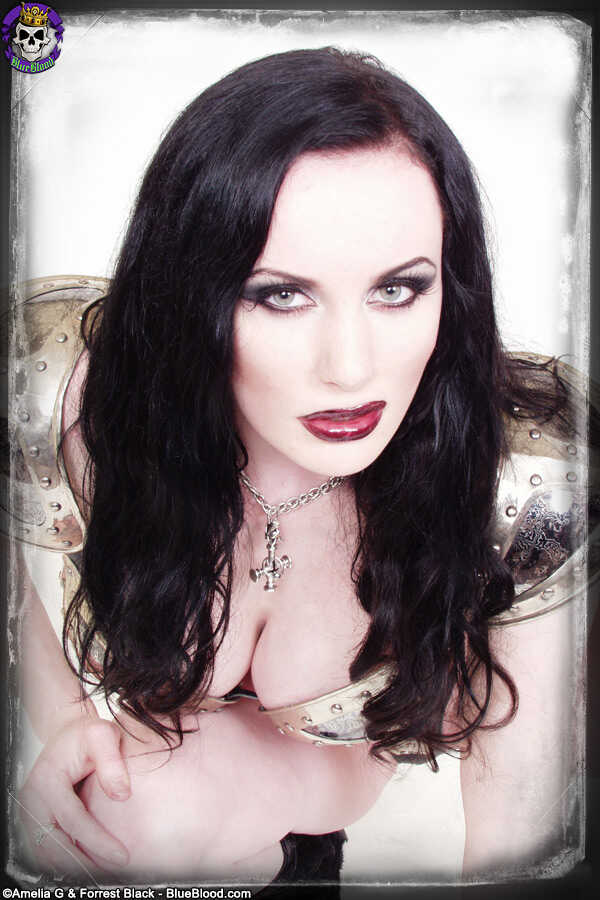British Model Morrigan Hel's Armor-Plated Fantasy Wear Reveals Her Bare Ass - Morrigan Hel
