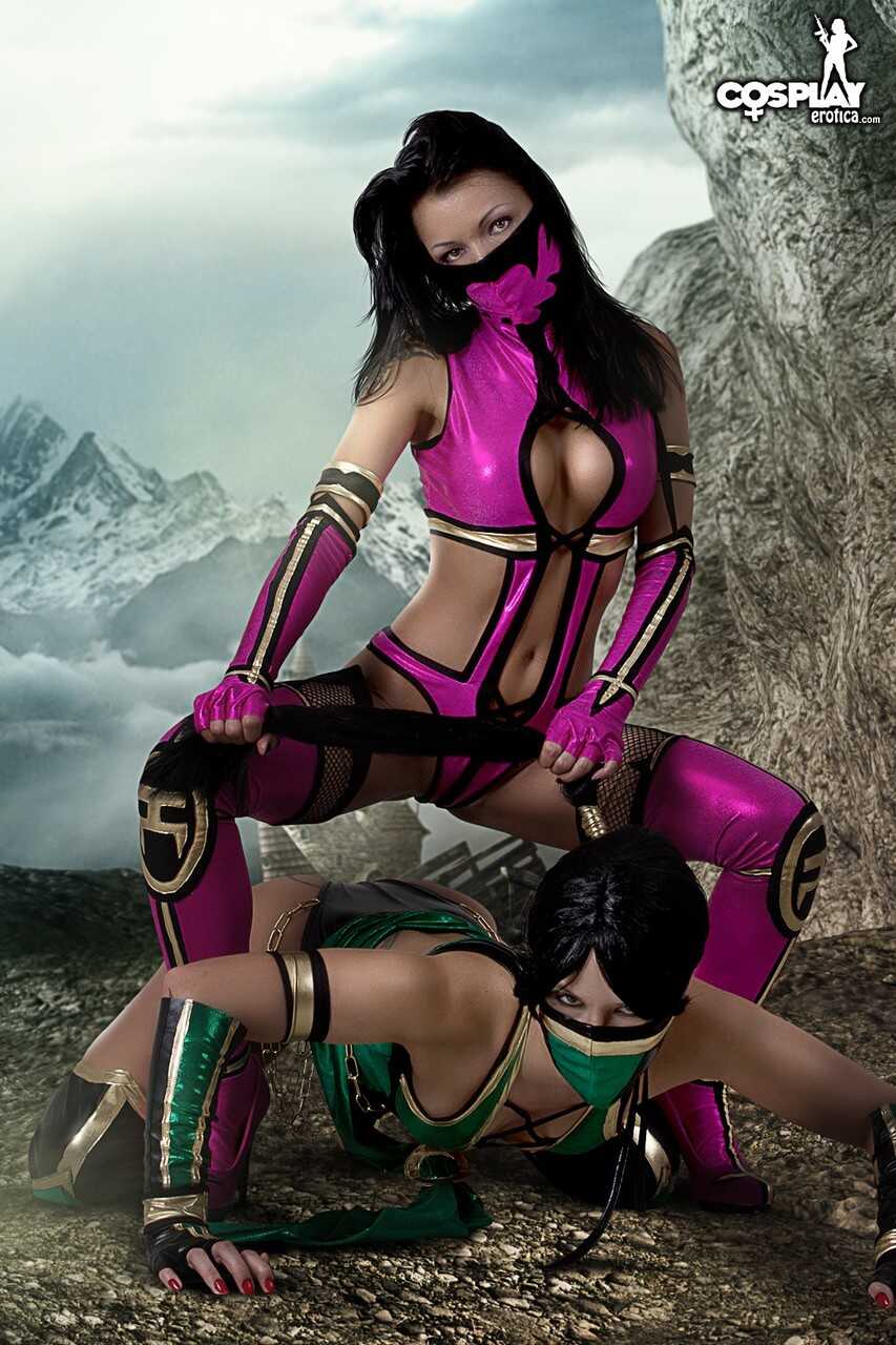 Lesbian Cosplayers Produce a Sex Toy After Ending Up Topless Mea Lee's Big Tits Cosplay Ass - Mea Lee