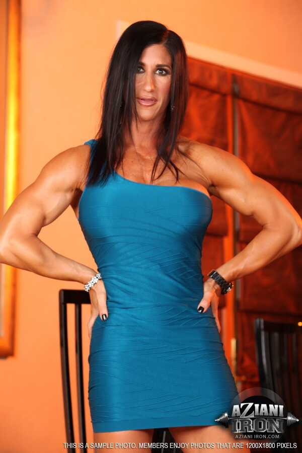 Fit Freak Elisa Ann's Buff Muscles Shed Her Dress To Reveal Her Beautiful Naked Body - Elisa Ann