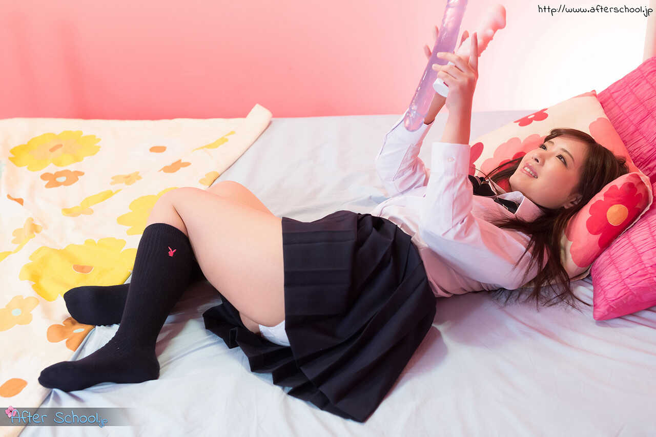 Exposing Miyuki's Cotton Candy: A Naughty Japanese Student Gets Her Teacher's Panties Wet with her Fluffy Underwear