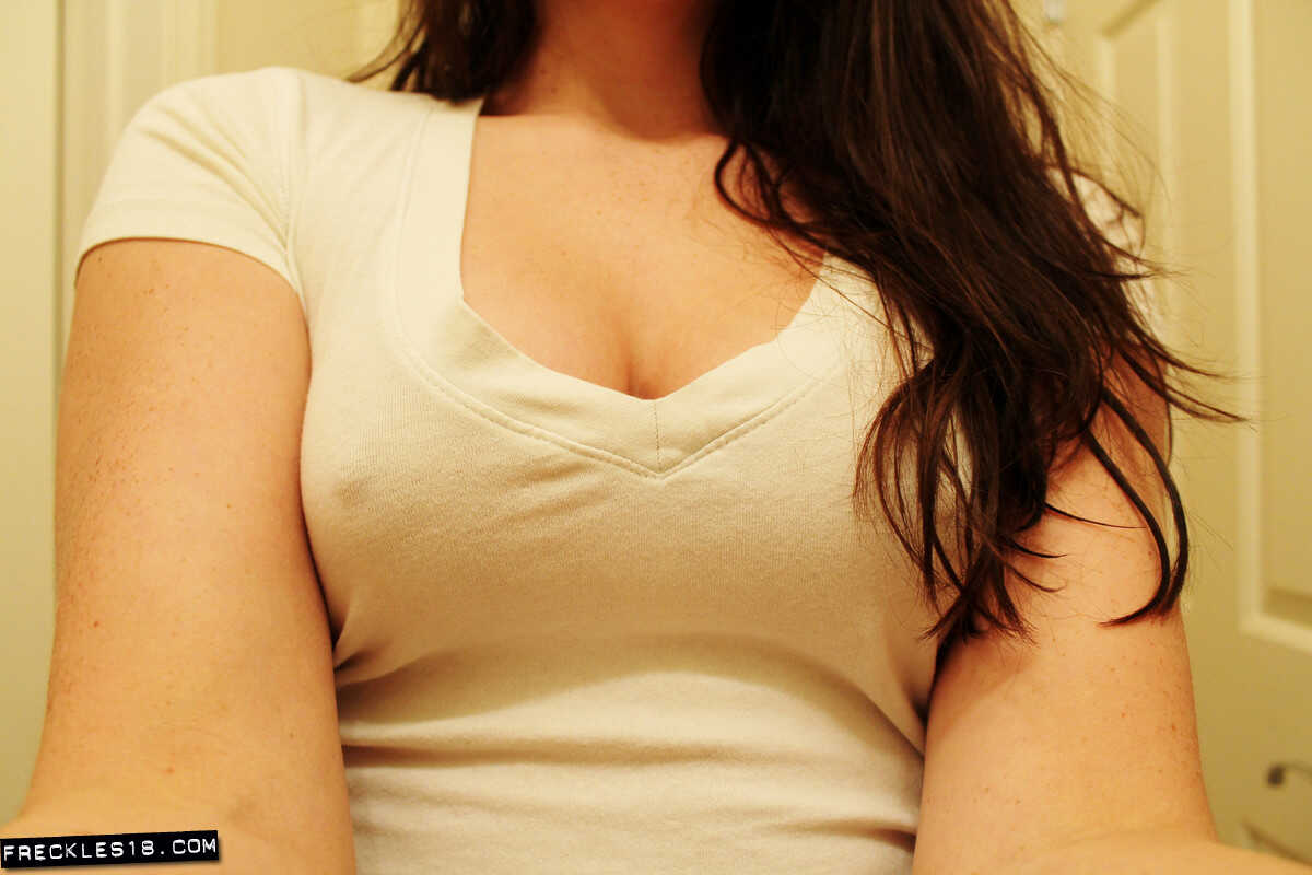 Freckles 18 takes her sexiest selfies around the house and in a tanning bed, making sure to show off her freckles for all ...