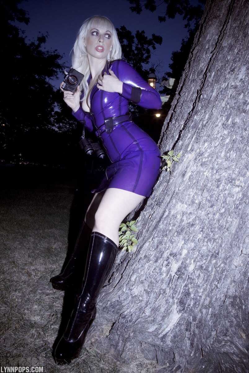 Lynn Pops' Latex Night: Hot blonde exposes her big tits and twat in a seductive dress. - Lynn Pops