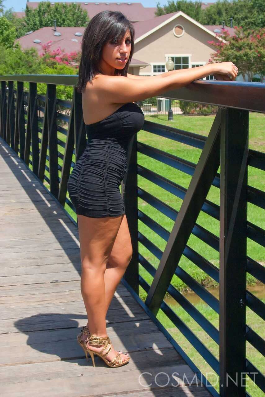 Braless Busty Shami Halil Goes Wild Outdoors in Tight Dress and Tops Off Her Floppy Tits with a Smile! - Shami Halil