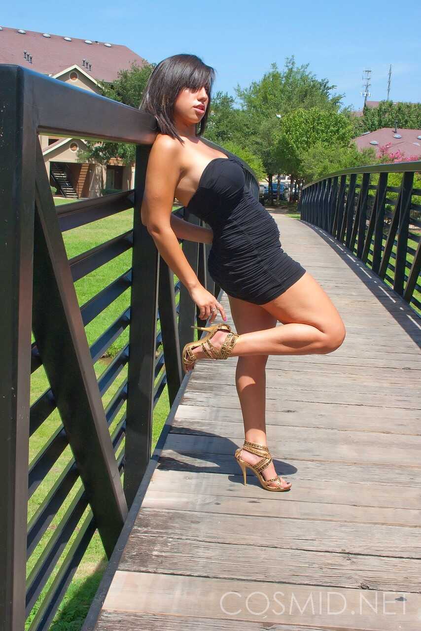Braless Busty Shami Halil Goes Wild Outdoors in Tight Dress and Tops Off Her Floppy Tits with a Smile! - Shami Halil