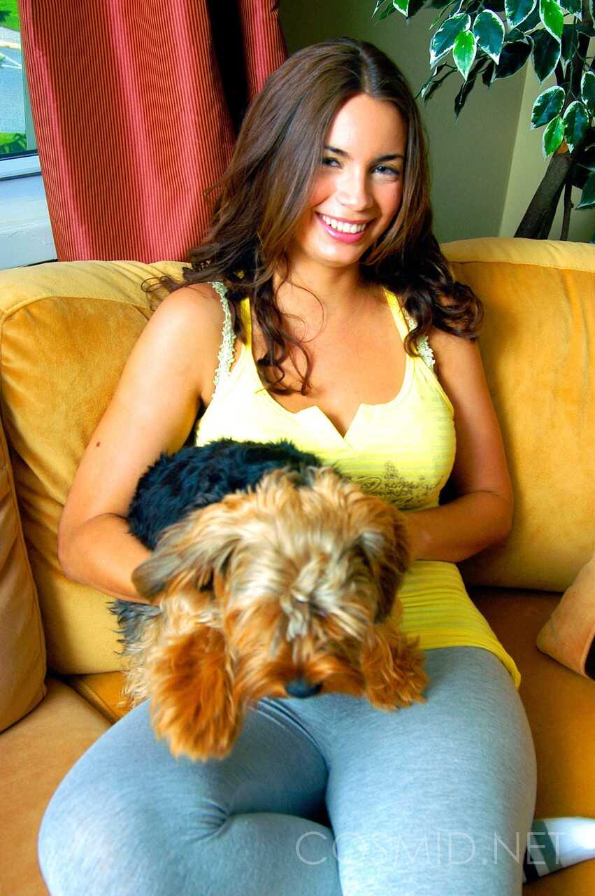 Smiling amateur Lucinda posing seductively in lacy panties and bra, bending over to show off her yoga pants-clad ass - Luc...