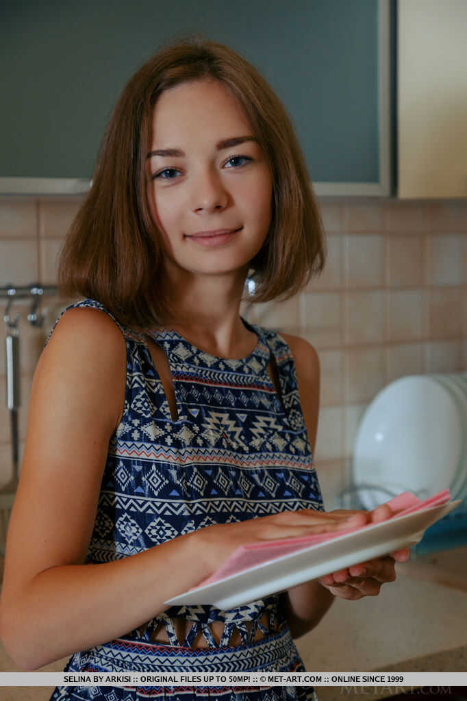 Selina's Dirty Dishes Smiling teen shows off her naked pussy for a dishwashing job well done! - Selina
