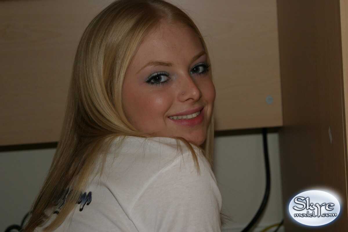 Blonde Bombshell Skye Exposing Her Cute Thong in Tiny Booty Shorts - Skye Model