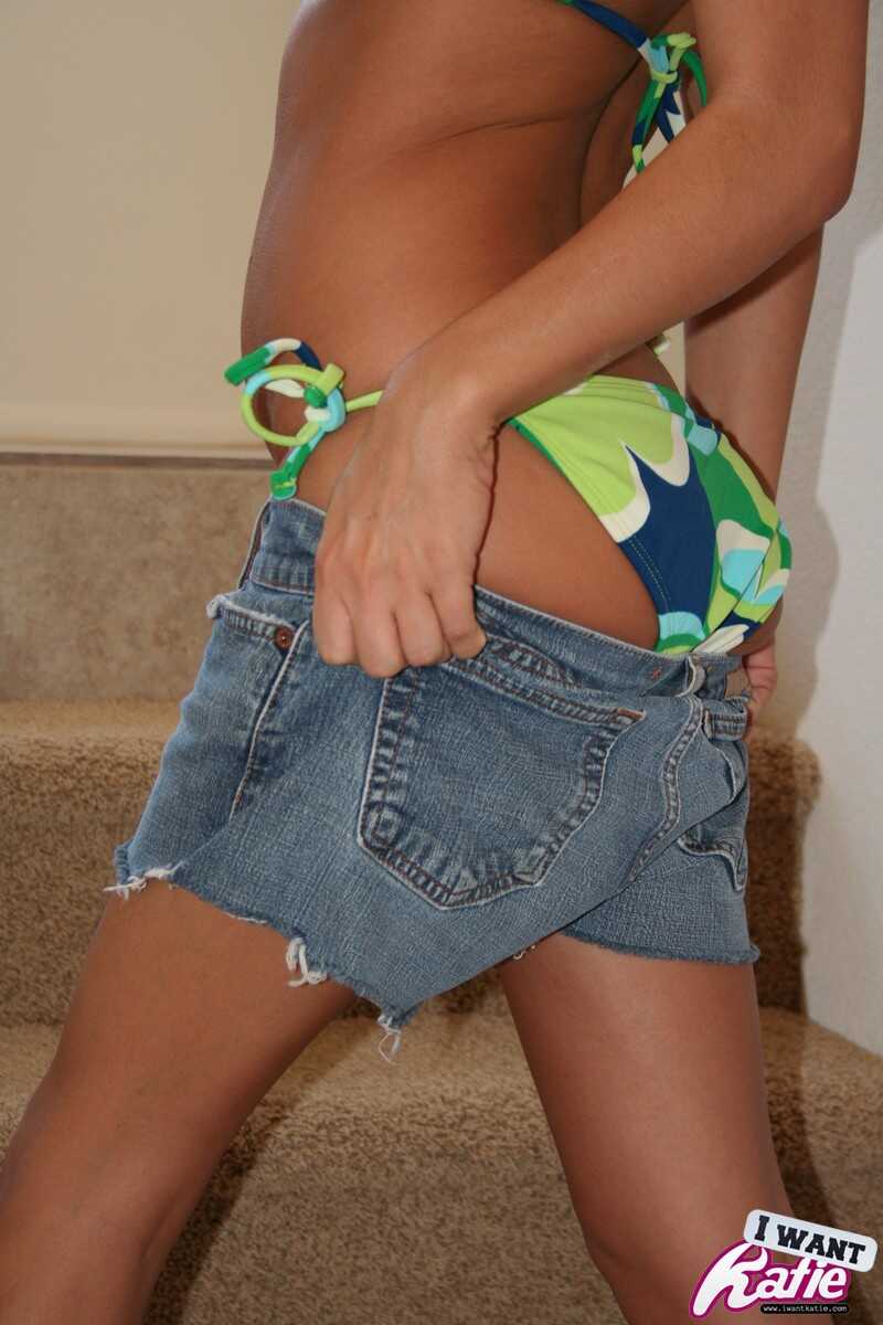 Kate Crush's Naughty Summer Fun: Teen Bikini and Cutoffs Removal in the Sun! - Kate Crush