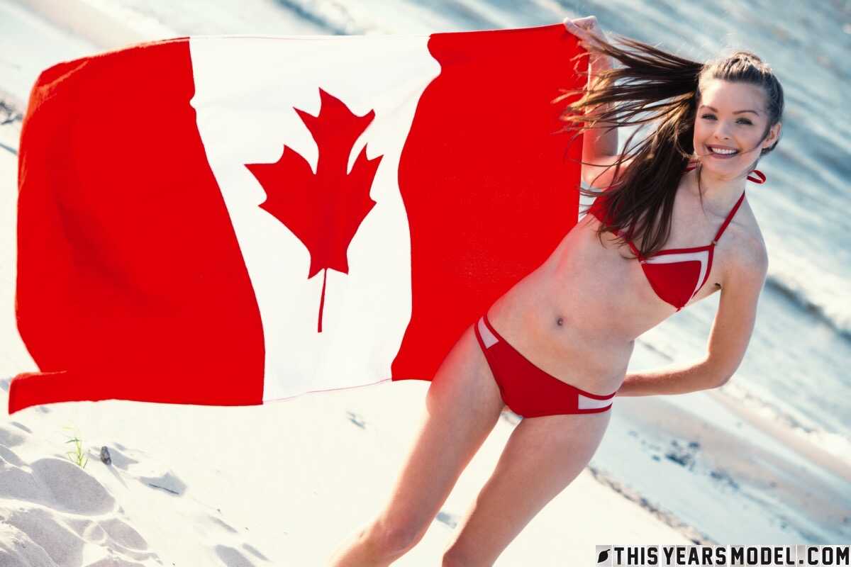 Canadian Girl Michelle Jean Tugs on Her Pigtail After Getting Naked on a Beach A Close-up of Her Perfect Butt! - Michelle ...