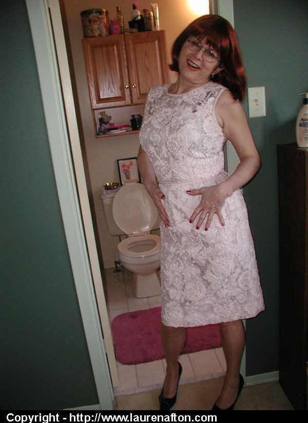 Mature Miss Abigail Shows off Her Hairy Pussy While Peeing on the Toilet - Miss Abigail