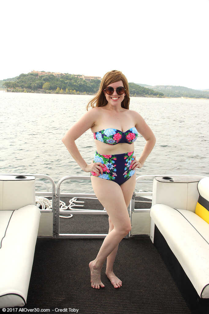 Mature Boat Babe Holly Fuller Flaunts Her Curvy Booty And Juicy Titties In A Skimpy Bikini - Holly Fuller