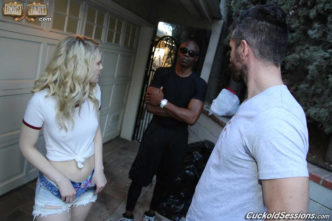 BBC loving blonde slut gets facial after hardcore interracial blowbang with BBCs and Teens! - Lily Rader