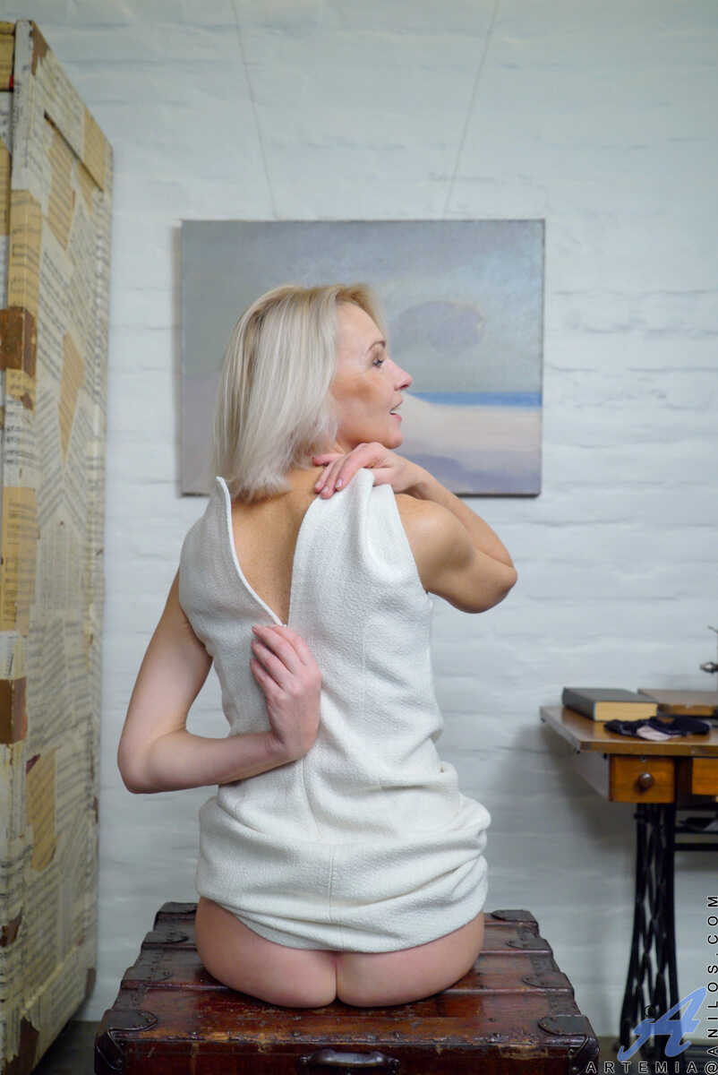 Older Woman With Pleasing and Firm Face Strips Down to Black Stockings, Seduces Artemia's Mature Blonde Ass - Artemia