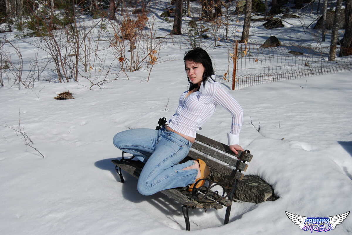 Wet and Wild Emily Love: A Winter Slut Story  Amateur Babe Emily Love's Jeans Ass and Tight Ass  Emily Love's Na...