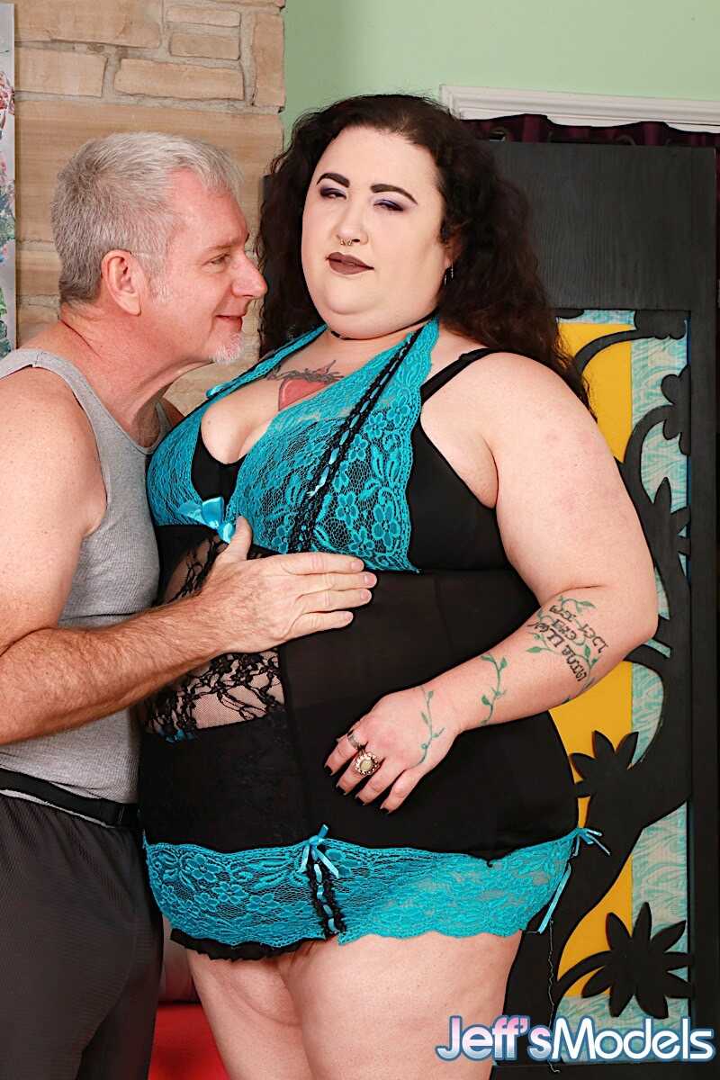 Chubby Moon Baby's Obese Naked Body is Masturbated by a Skilled Massage Therapist - Moon Baby