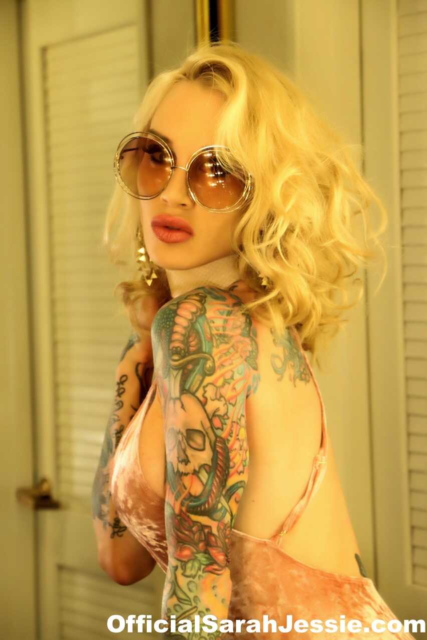 Sexy Blonde Sarah Jessie Gets Down and Dirty with Herself in the Bathroom! - Sarah Jessie
