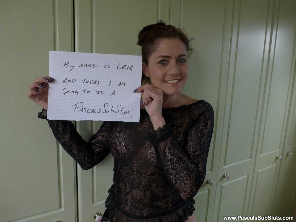 Big boobed dominant Leia Organa takes control of her mature PAWG lover in stockings - Leia Organa