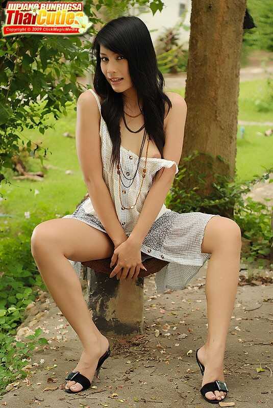 Jupjang's Backyard Romp: The Thai Dark Haired Goddess Exposes Her Body for the Neighbors' Pleasure - Jupjang Bun...