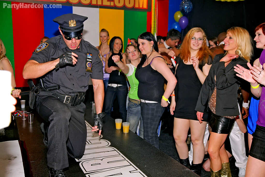Craving for Cock: Drunk Chicks Get Wild with Big Black Dicks at the CFNM Orgy - 