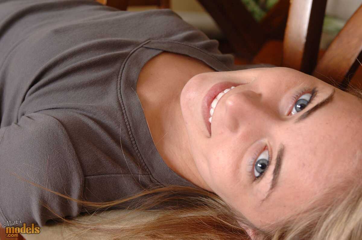 Blonde Tyler's Barely Legal Adventure with Skinny Blonde Amateur Teeny Titted MILF - Tyler Stevenz