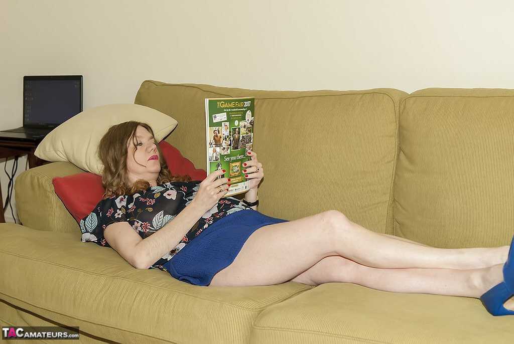 Lilymay's Mature Hiking Adventure Amateur Upskirt with Horny Pussy via Lace Underwear - Lilymay