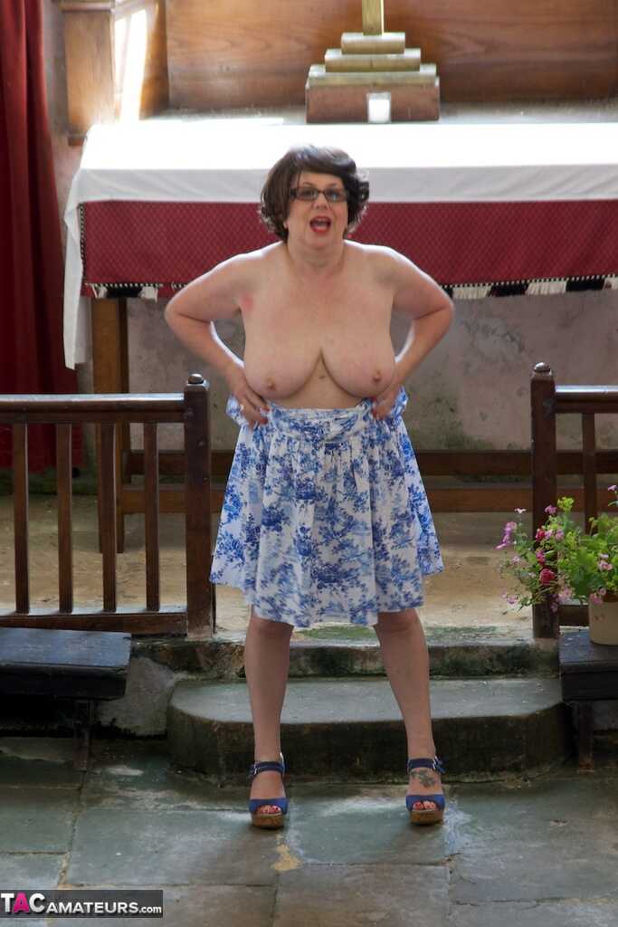 Older UK Amateur Speedy Bee Disrobes in Footwear While Worshipping at Church - Speedy Bee