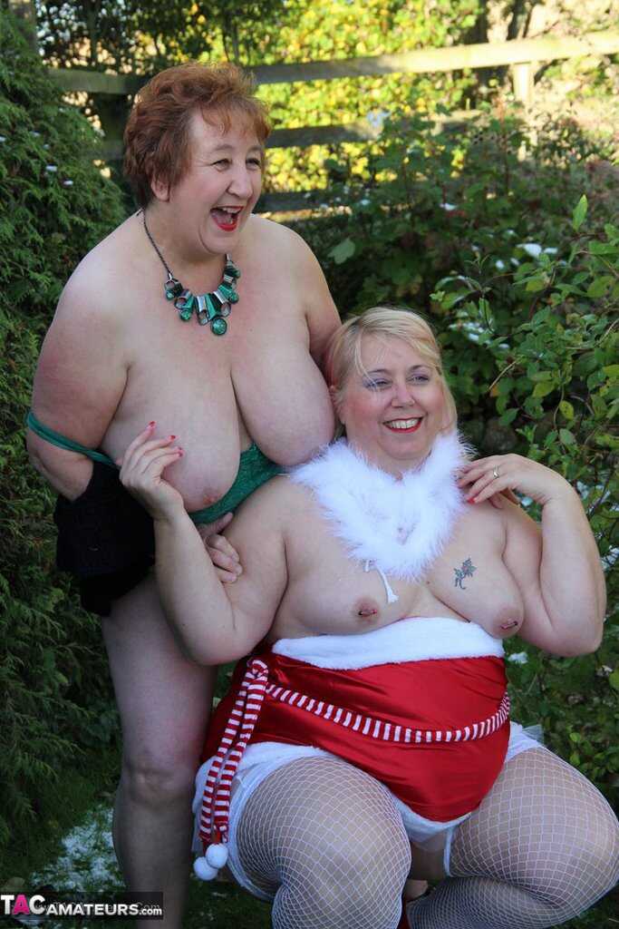 Mature Redhead Carol A Sensual Encounter with a Curvy Female Lover in the Backyard - Kinky Carol