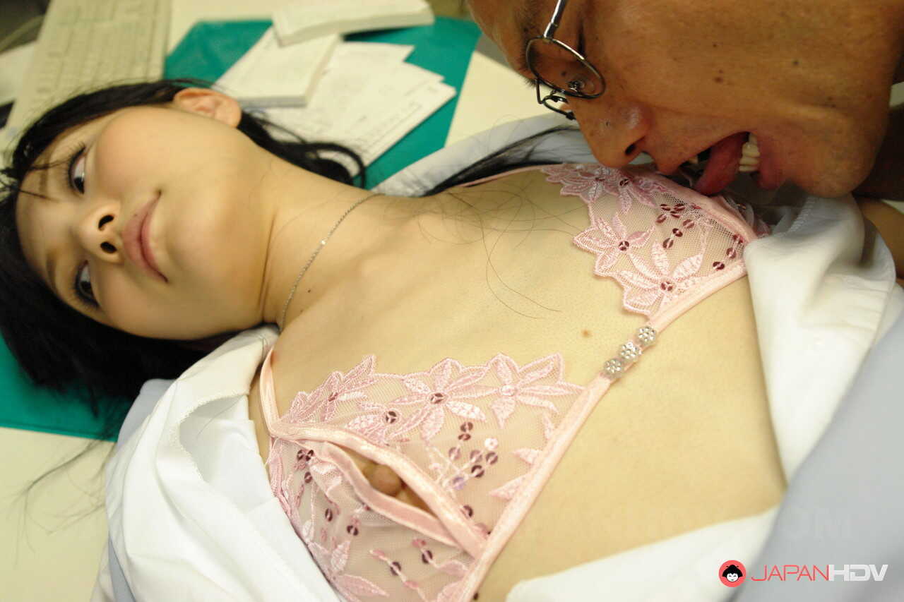 Japanese Female Ruri Shinohara's Internal Cumshot Leaks from Her Beaver - Ruri Shinohara