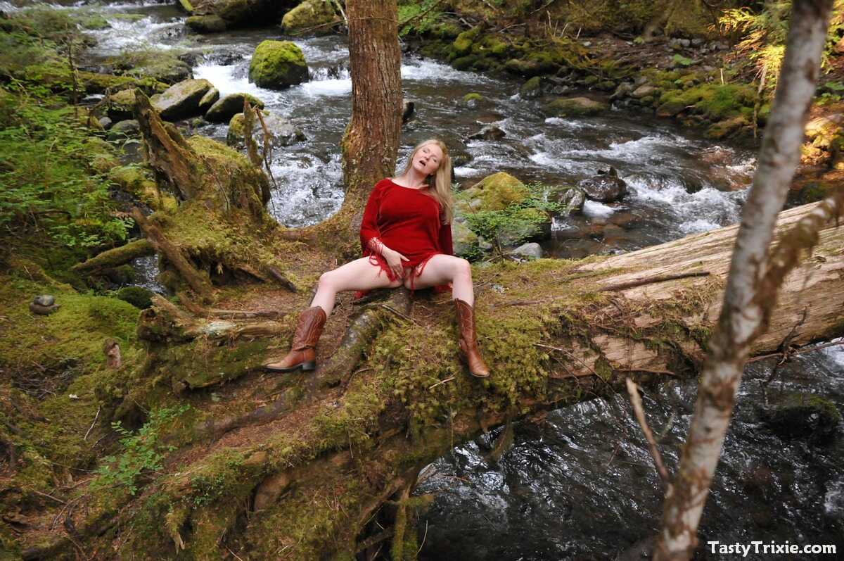 Tasty Trixie explores the old growth forest and shows off her big ass blonde mature outdoor panties - Tasty Trixie