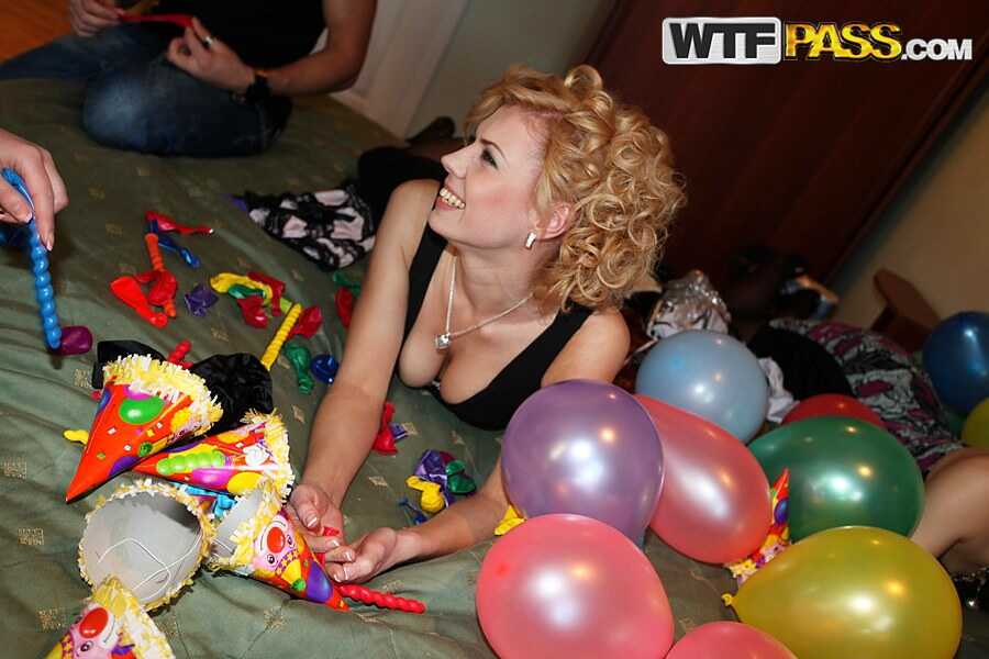 College girls' wild night of drunken masturbation and anal sex at the big tit party - Cofi, Yani, Magma, Olis, Trixy,...
