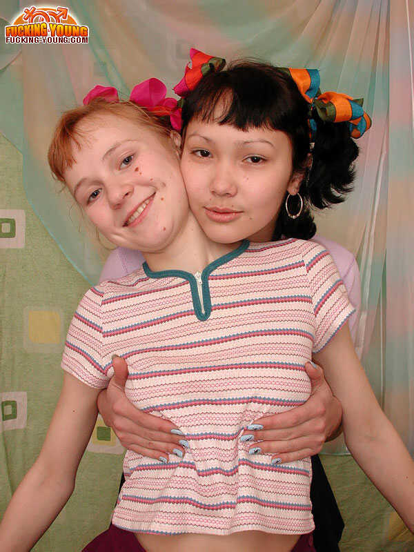 Barely Legal Dykes Share a Double Ended Dildo on their Shared Bed: Best Friends' First Time - 