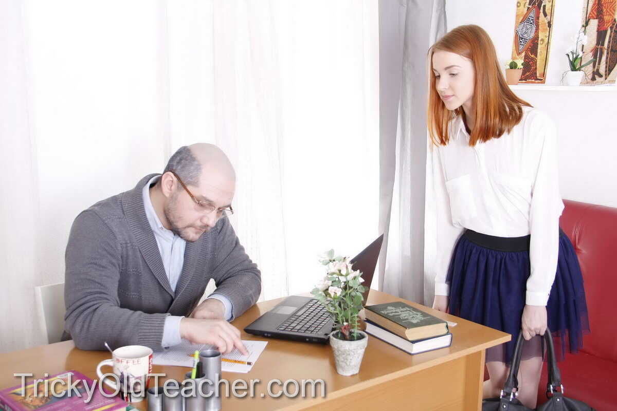 Brianna's Tight Splits and Wet Pussy Bring Her Old Teacher to His Knees - Brianna Ruslana