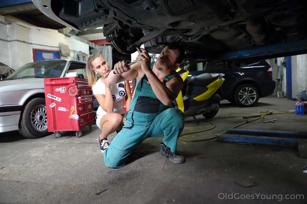Naomi Bennet's Big Tits Blowjob Mechanic: A Sweet Teen's Car Repair Payment Plan - Naomi Bennet