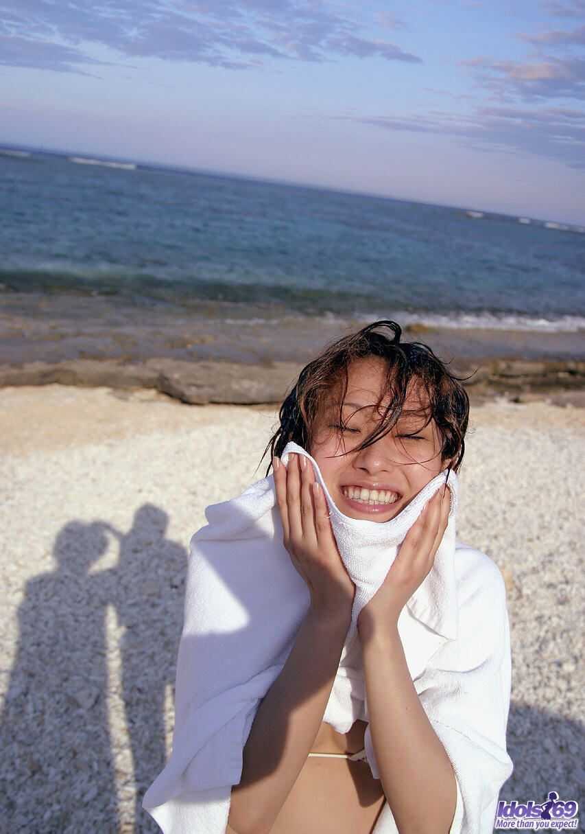 Nao Yoshizaki's Skinny Dipping Adventure: A Journey of Asian Beauty and Sensuality - Nao Yoshizaki