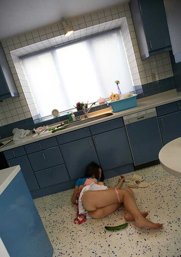 Busty Japanese teen Suzune Toujou masturbates on kitchen floor after housework while wearing a short skirt and big tits. -...