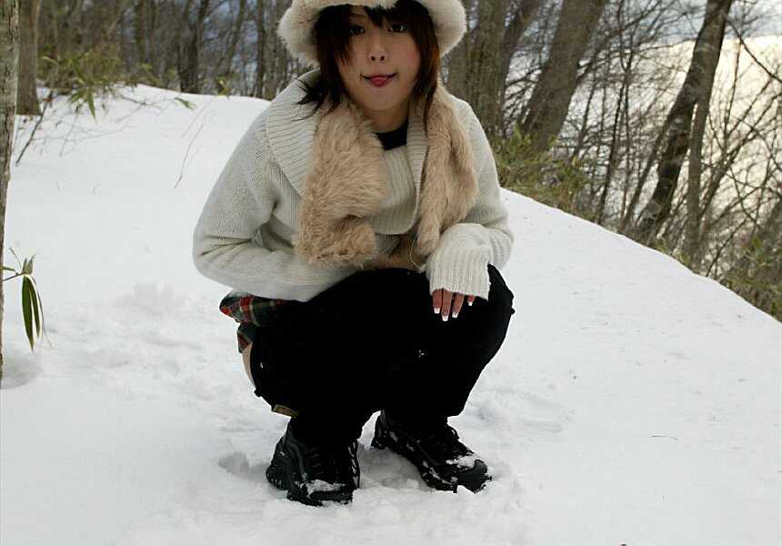 Japanese Snow Angel: Hitomi Hayasaka Takes a Relaxing Pee in the Winter Wonderland Before Heading Back Home to Her Kinky Family