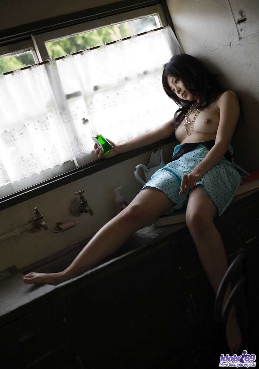 Exotic Beauty China Yuki Poses Nude in a Stunning Display of Natural Charm - China Yuki
