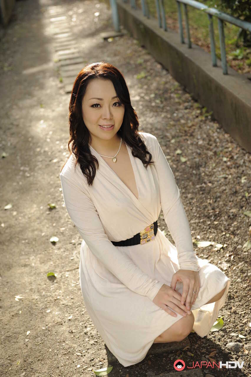 Yuna Yamami's Classy White Dress Adventure Exploring the Outdoors in Japan - Yuna Yamami