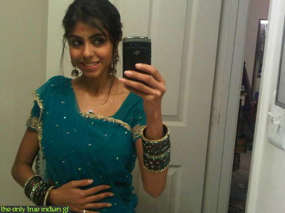 The Indian Enchantress: A Tale of a Mirror Selfie Queen - 