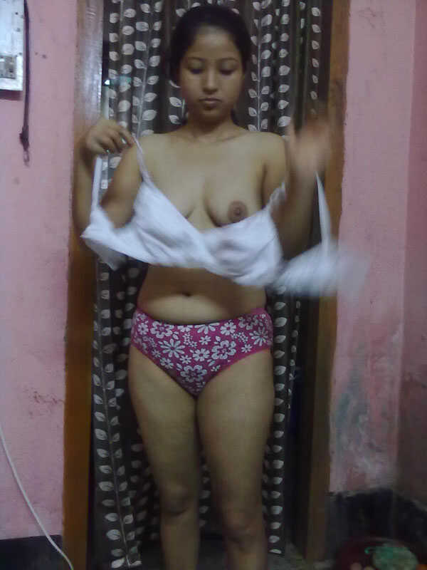 Bare-chested Nepalese beauty Padmaja Gogoi reveals her natural boobs as she strips down to her sexy panties! 